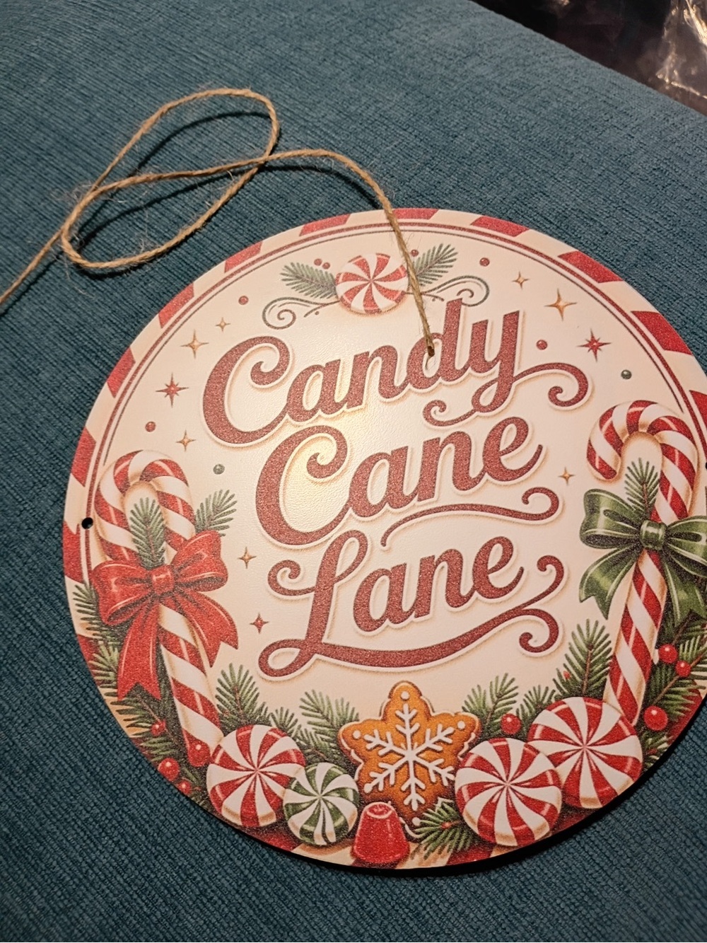 Candy Cane Lane Holiday Wall Hanging - Red & Green